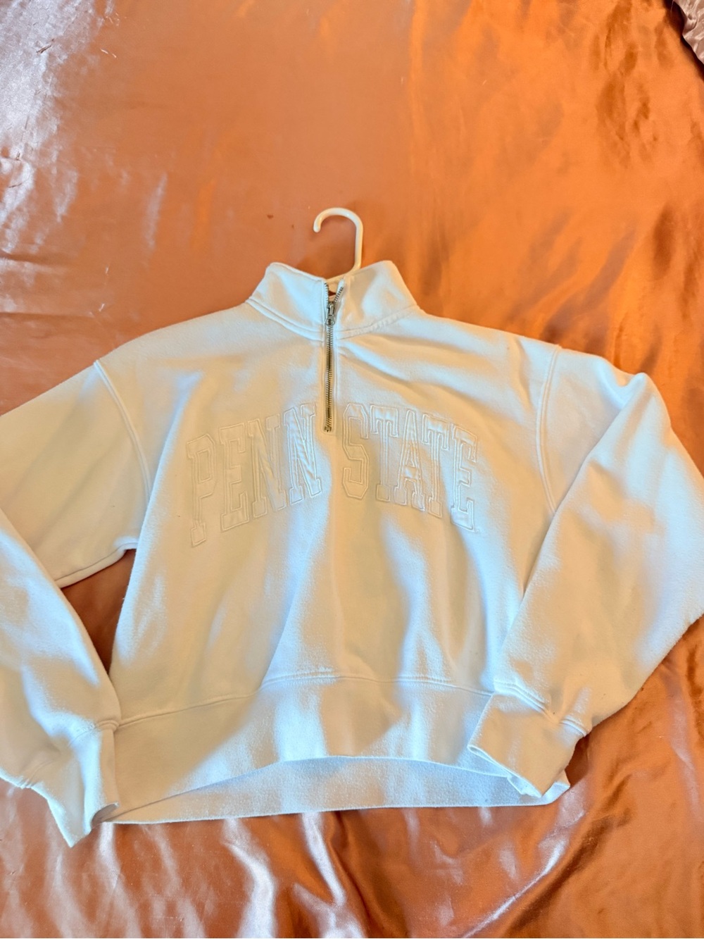 Half-Zip Turtleneck Sweatshirt - White
